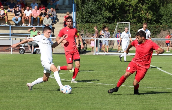 Lanžhot fotbal Stará Říše divize 2