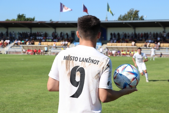 Lanžhot fotbal Stará Říše divize 12