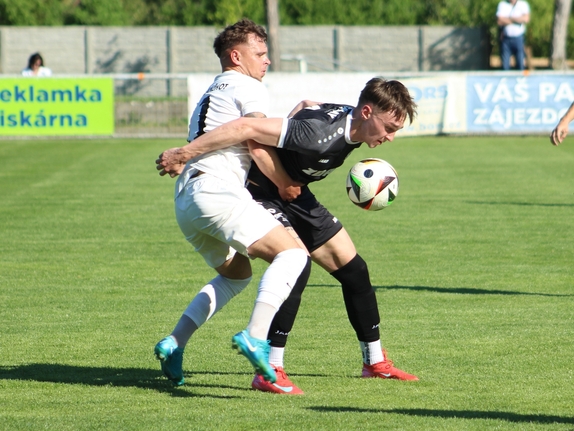 lanžhot žďár fotbal 4. liga
