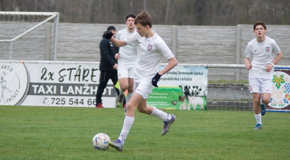 280328 dorost_Bzenec 4:0 2