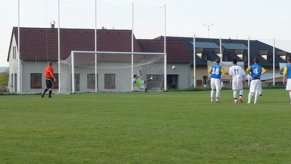 (130719) Mikulov-Lan 4:1 2